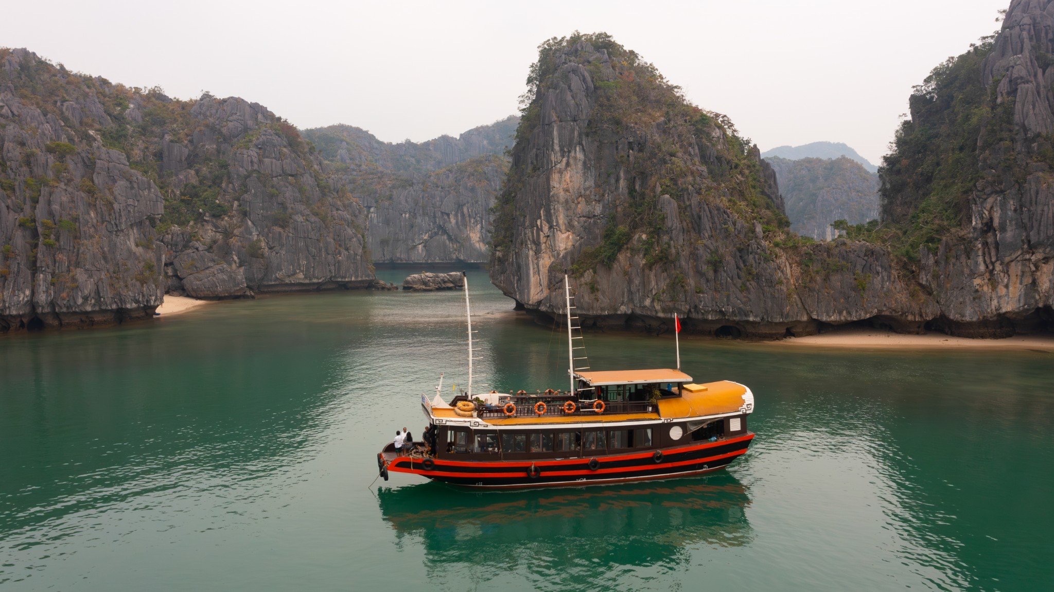 Lan Ha Bay Day Tour From Hanoi