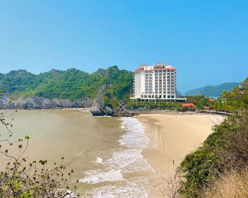 Cat Co beach 3
