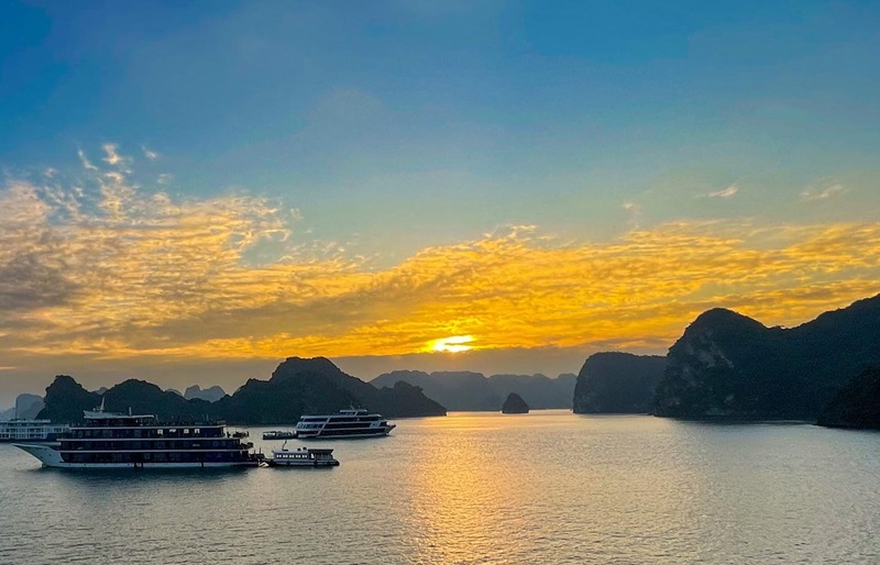 Halong Bay vs Lan Ha Bay at a glance