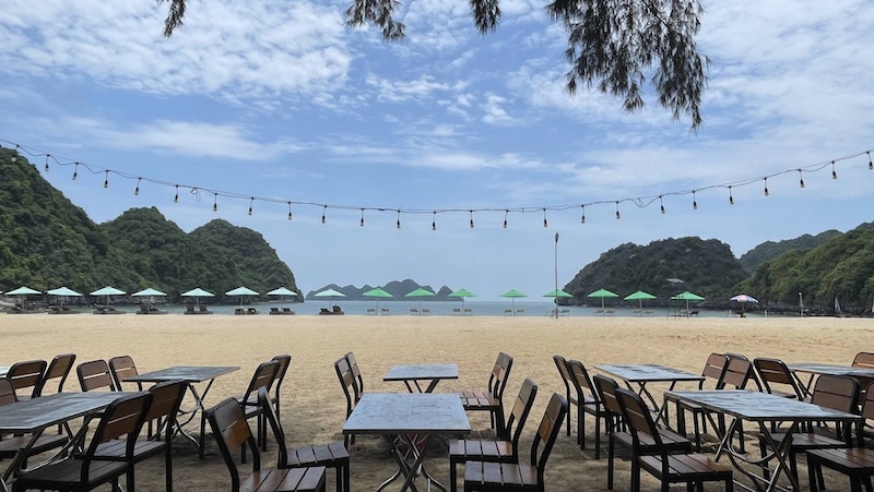 Geographical Position and Historical Transformation of Tung Thu Beach Geographical Position and Historical Transformation of Tung Thu Beach