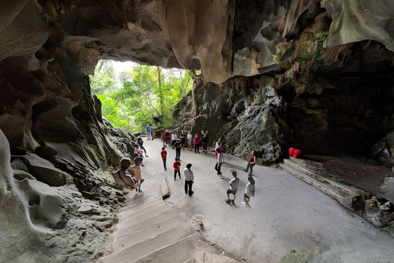 Trung Trang Cave — the easiest cave to visit on the island