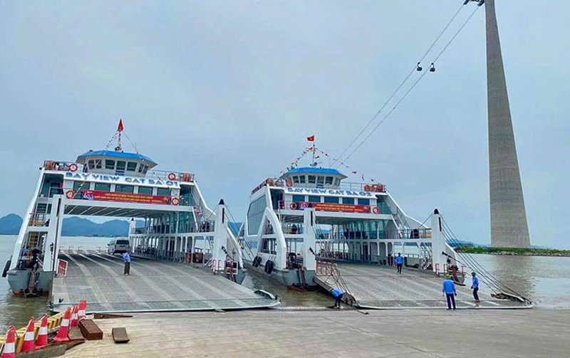 How the direct combo bus from Hanoi to Cat Ba work 