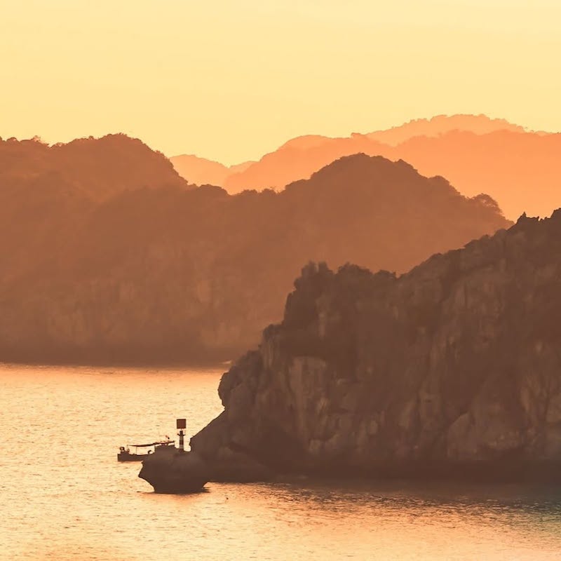 Lan Ha Bay 2 days 1 night cruise