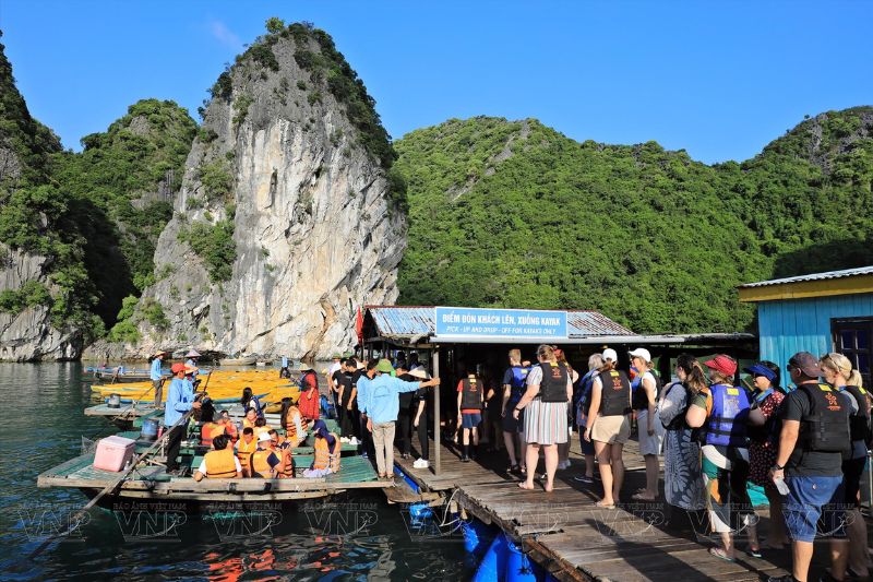 Vé vịnh Lan Hạ khác vé vịnh Hạ Long không?