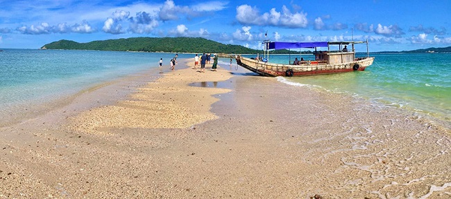 Di chuyển tới Hòn Chép Con như thế nào?