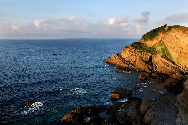 Bãi đá Cầu Mỵ