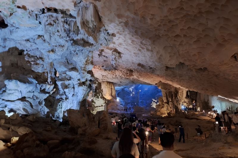 The legend behind Dau Go Cave name