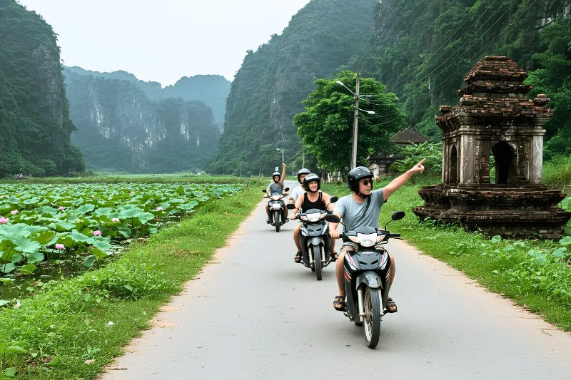 Ride a motorbike from Ninh Binh to Halong Bay Ride a motorbike from Ninh Binh to Halong Bay
