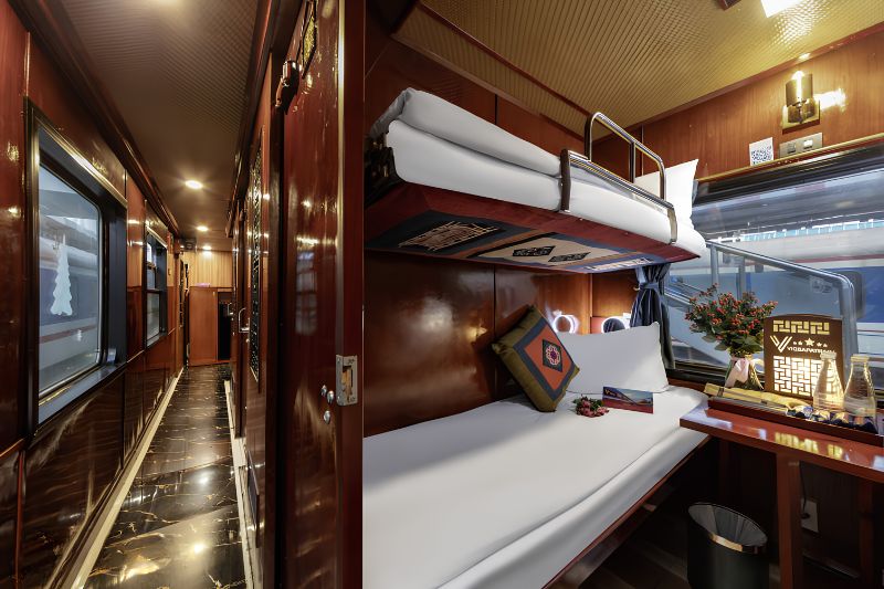 Train from Sapa to Hanoi before transfer to Halong bay 