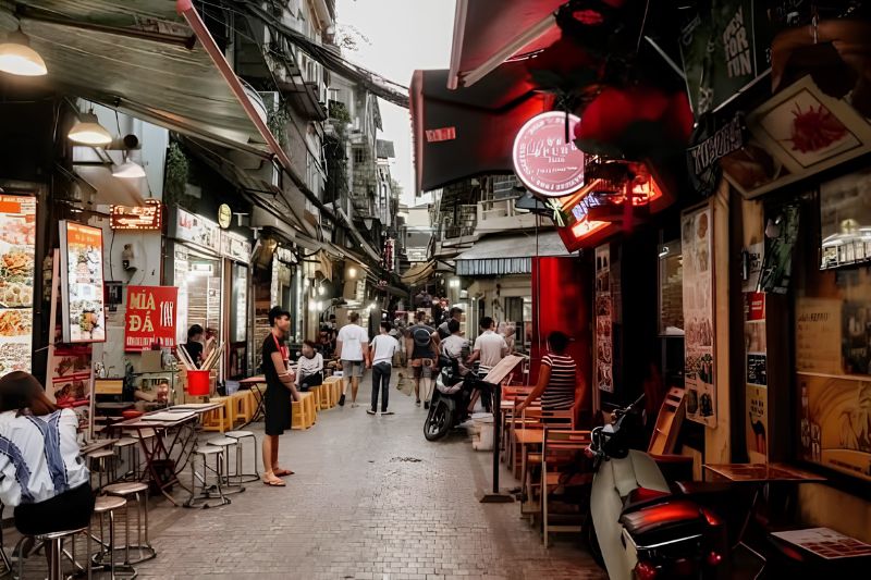 Day 1: what should you do in the Old Quarter? Day 1: what should you do in the Old Quarter?