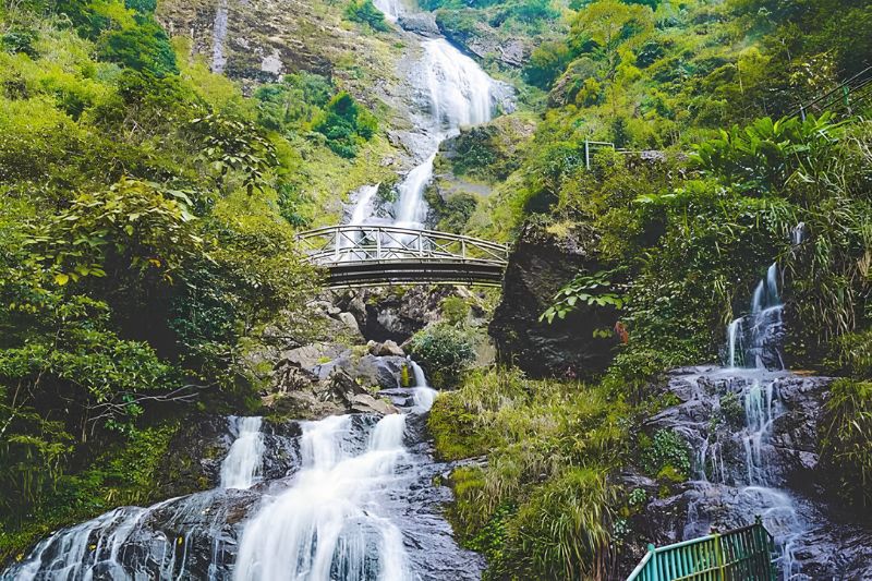 Silver Waterfall (Thac Bac) and Love Waterfall