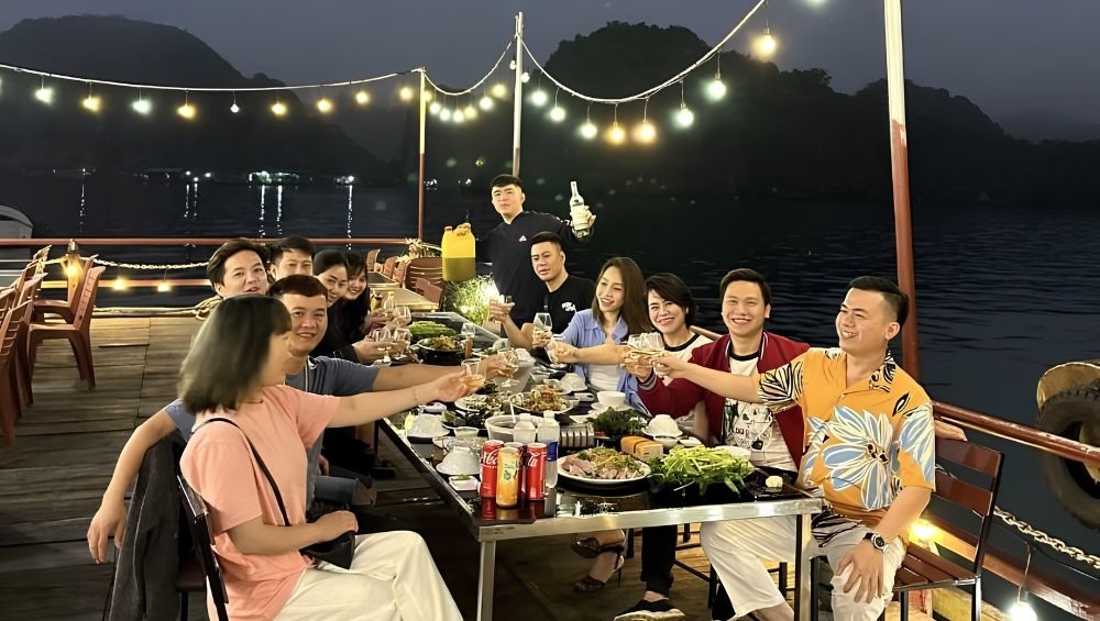Tour Cát Bà 2 Ngày 1 Đêm – Khám Phá  Cát Bà - Vịnh Lan Hạ