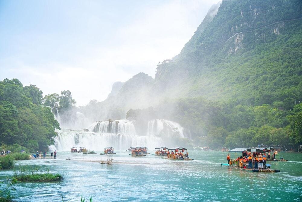 Cao Bang Loop Discovery: 3-Day Heritage & Nature Expedition 