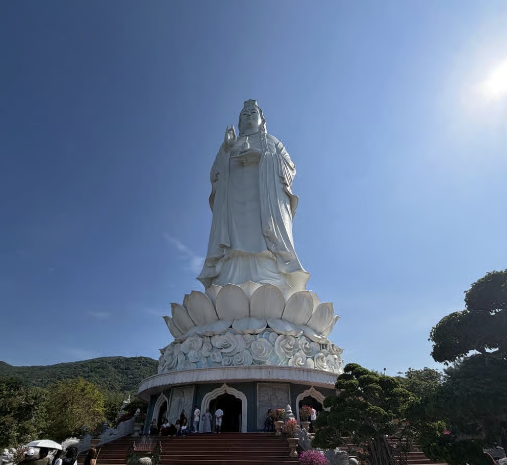 Da Nang/Hoi An: Lady Buddha, Marble Mountains & Am Phu Cave