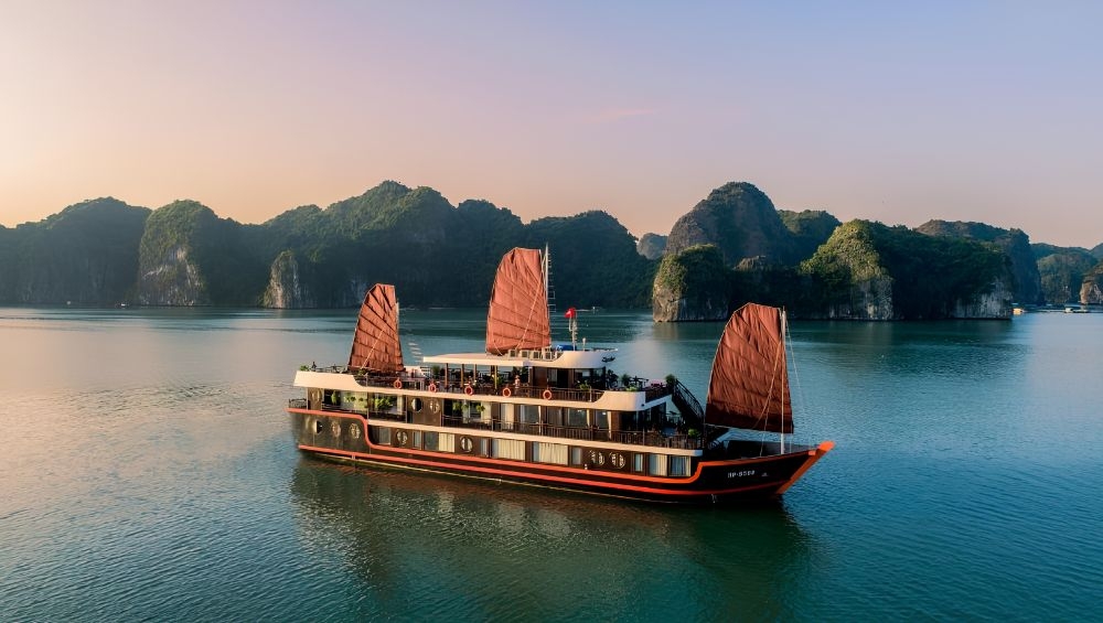 Cozy Boutique Cruise - Lan Ha Bay 2 days 1 night cruise