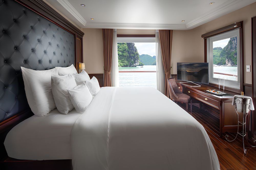 Paradise Elegance Cruise Halong Bay Cruise