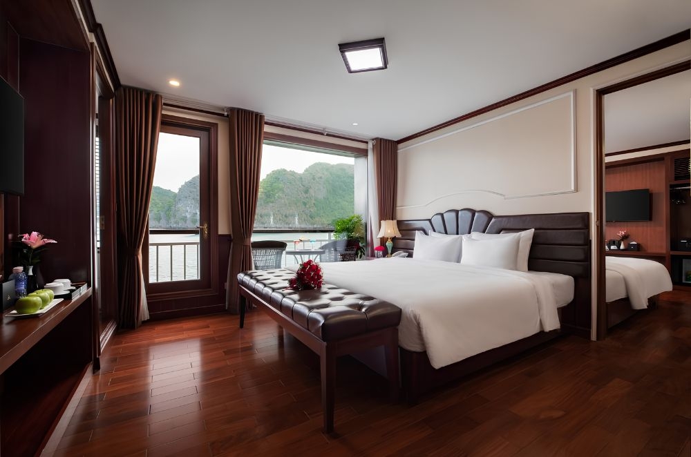 Dora Cruise Halong Bay