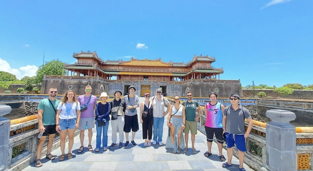 Hai Van Pass and Hue City Tour