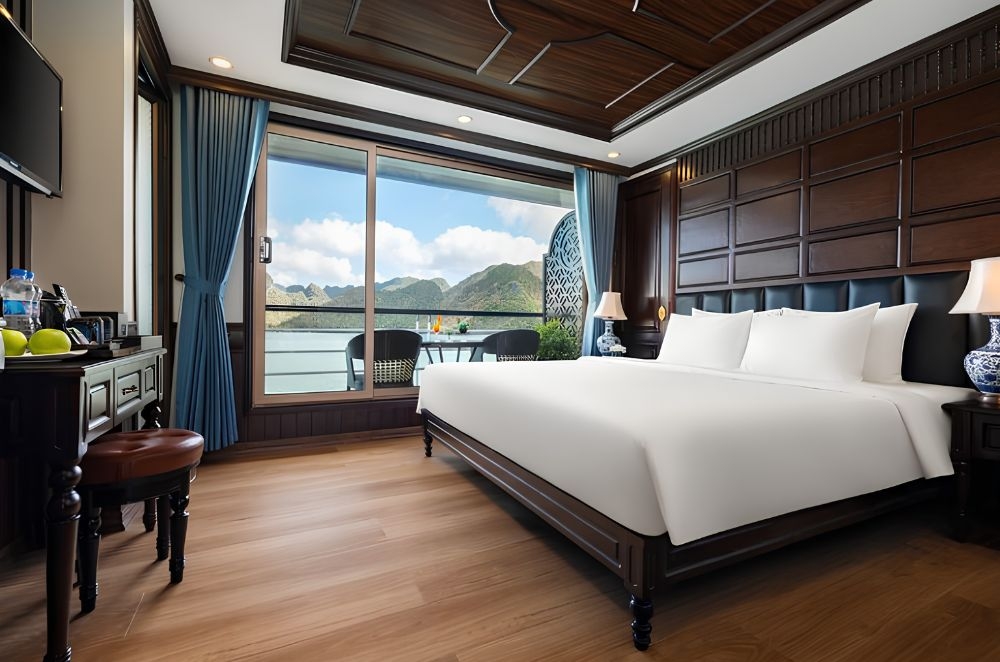 La Casta Regal Cruise 