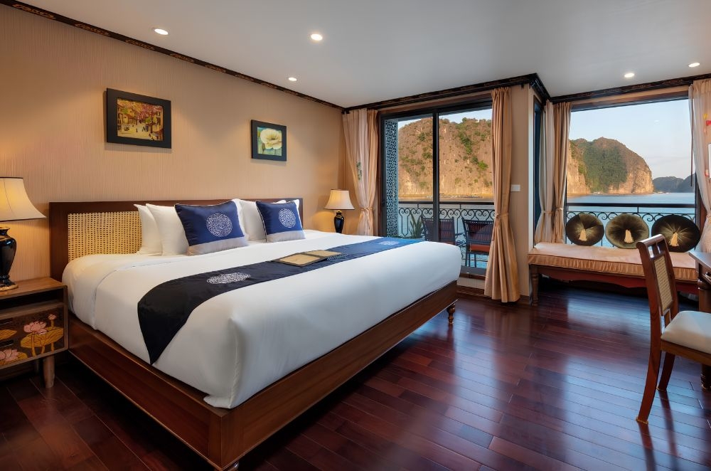 Indochine Cruise Lan Ha Bay