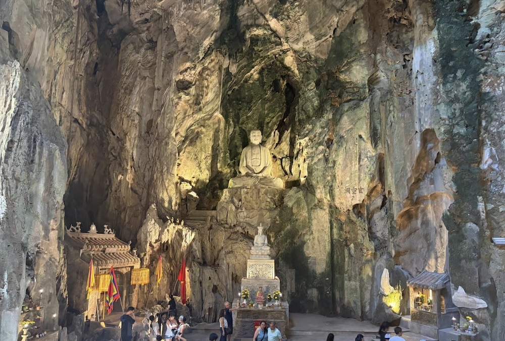Da Nang/Hoi An: Lady Buddha, Marble Mountains & Am Phu Cave