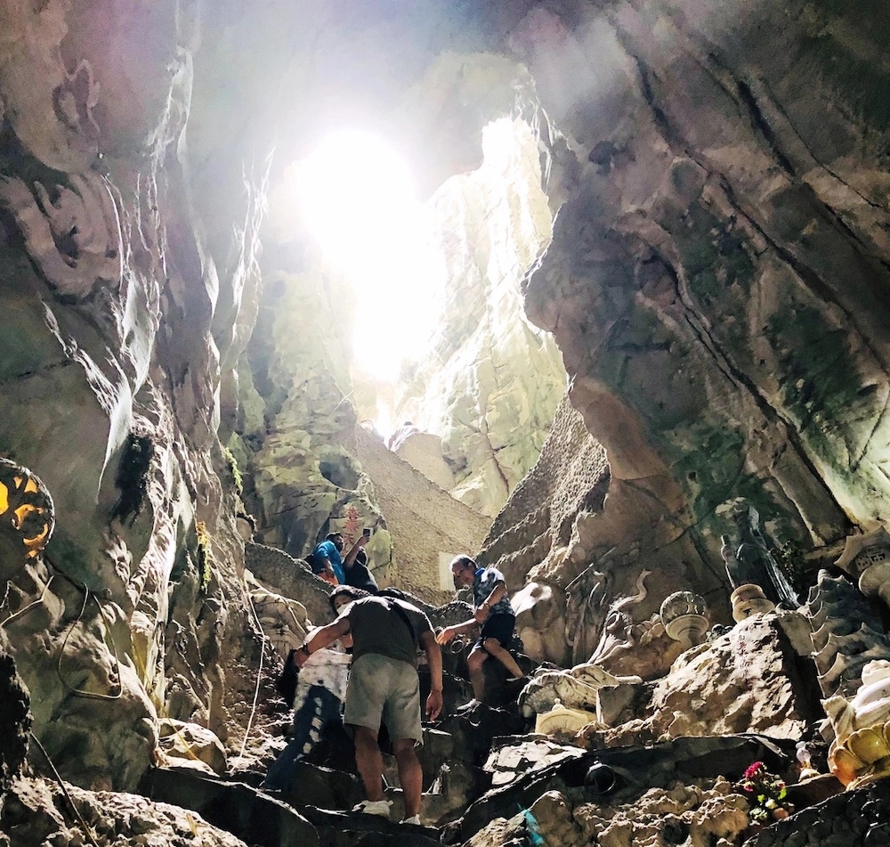 Da Nang/Hoi An: Lady Buddha, Marble Mountains & Am Phu Cave