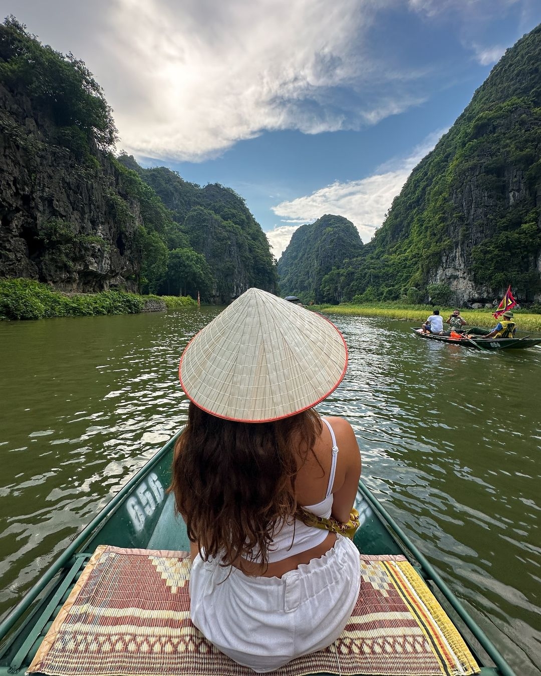 Hoa Lu - Tam Coc/ Trang An - Mua Cave -1 Day Trip From Hanoi 