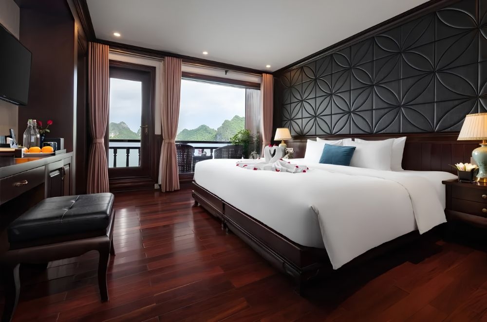 Erina Halong Bay Cruise 