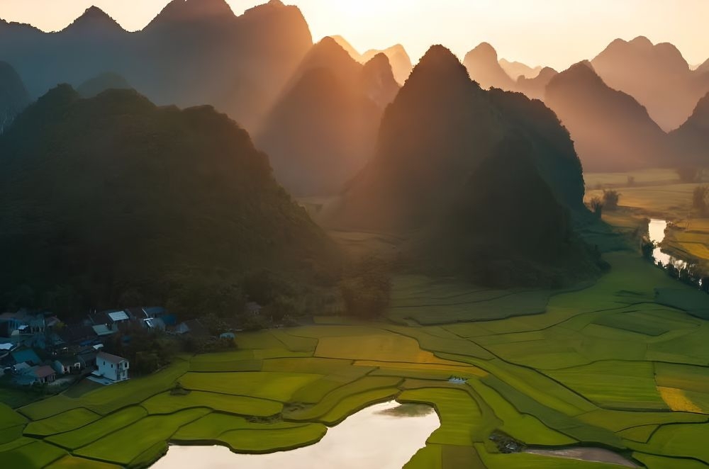Tour Hoa Lư - Tam Cốc - Tràng An 1 Ngày Từ Hà Nội