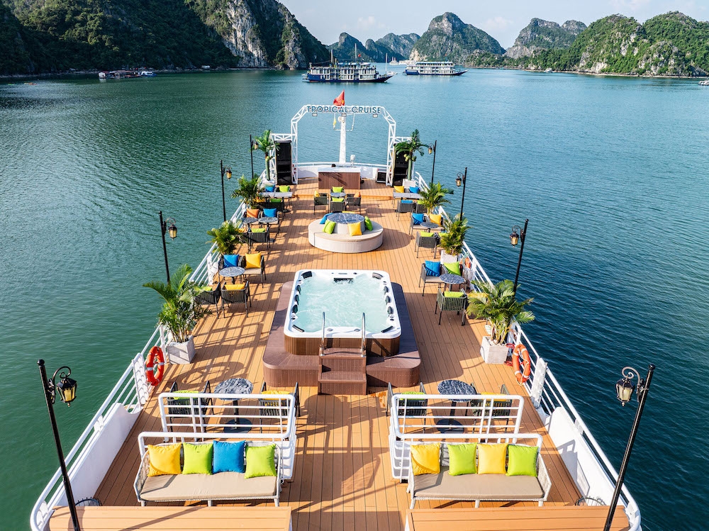 Ha Long Bay to Lan Ha Bay - Cat Ba Island Day Tour