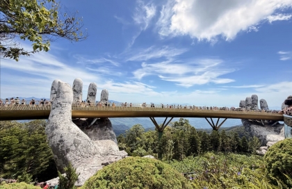 banahill-golden-bridge-1.jpg