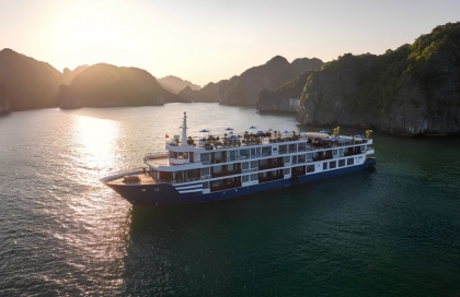 erina-cruise-lan-ha-bay.jpg