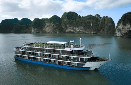 la-casta-regal-cruise-lan-ha-bay.jpg