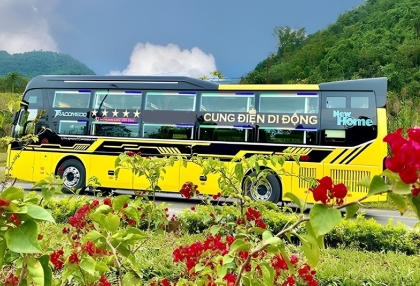 ha-giang-ninh-binh-bus.jpg