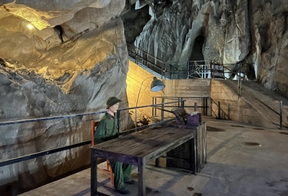 quan-y-cave.jpg
