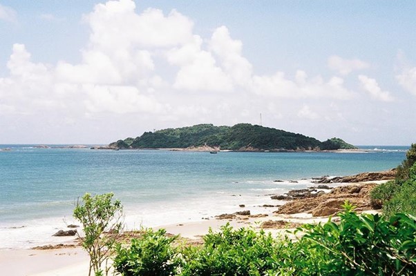 Bãi tắm Vụng Tiên