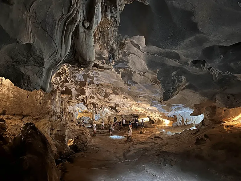 Hang Thiên Cảnh Sơn